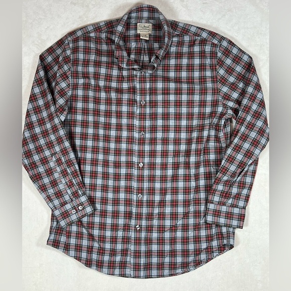 L.L. Bean Men's Medium Red and Blue Classic Plaid Shirt - Picture 1 of 9